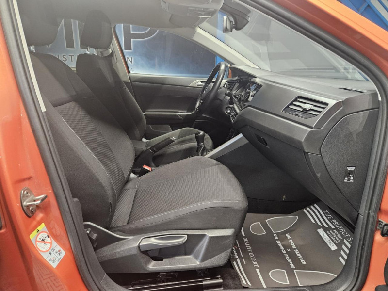 Photo 13 de l'offre de VOLKSWAGEN POLO 1.0 TSI 115 BVM6 Lounge 5p à 13490€ chez MKP Distribution