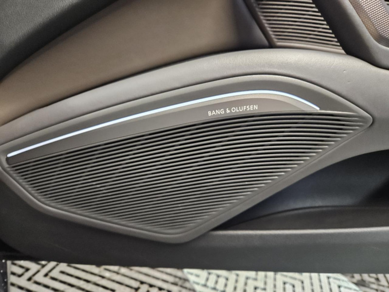 Photo 48 de l'offre de AUDI TT Coupé 2.0 TFSI 230 Quattro S-Line BVA6 à 28490€ chez MKP Distribution