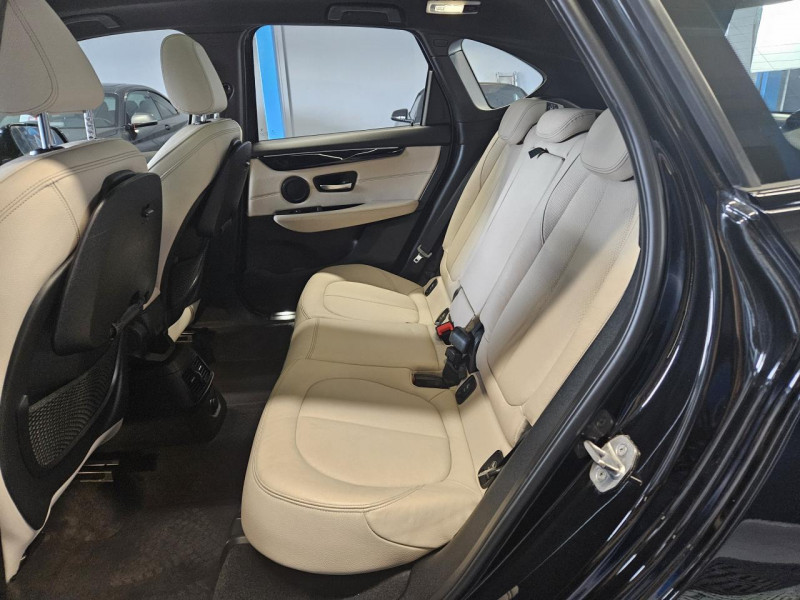 Photo 15 de l'offre de BMW SERIE 2 ACTIVE TOURER  218d 150 xDrive Sport BVA à 14990€ chez MKP Distribution