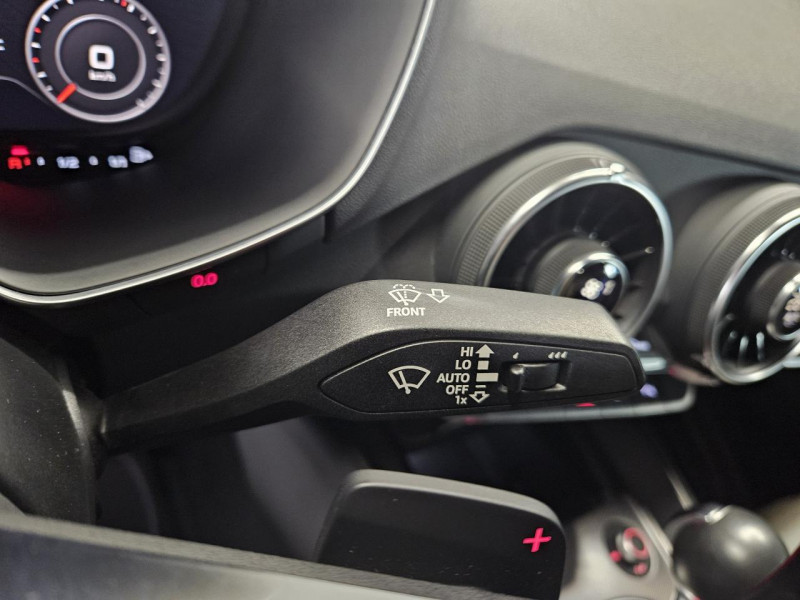 Photo 25 de l'offre de AUDI TT Coupé 2.0 TFSI 230 Quattro S-Line BVA6 à 28490€ chez MKP Distribution