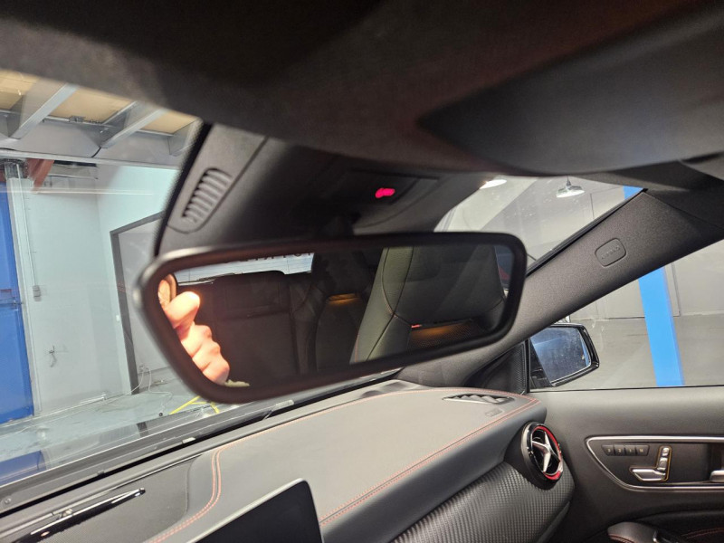 Photo 43 de l'offre de MERCEDES-BENZ CLASSE A 250 Sport 7G-DCT 4-Matic Sport à 21990€ chez MKP Distribution