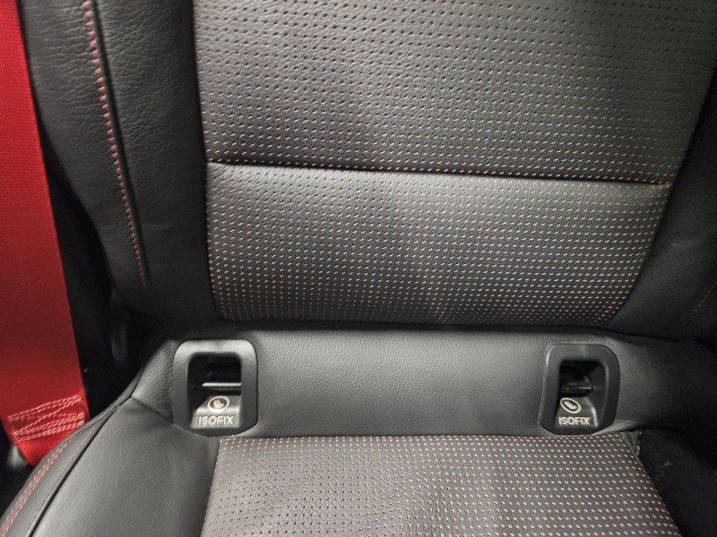 Photo 39 de l'offre de MERCEDES-BENZ CLASSE A 250 Sport 7G-DCT 4-Matic Sport à 21990€ chez MKP Distribution