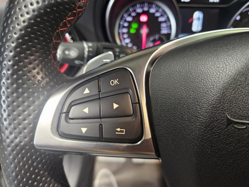 Photo 19 de l'offre de MERCEDES-BENZ CLASSE A 250 Sport 7G-DCT 4-Matic Sport à 21990€ chez MKP Distribution