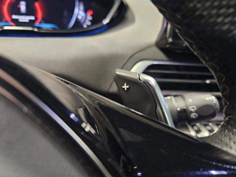 Photo 25 de l'offre de PEUGEOT 5008  1.5 BlueHDi 130 EAT8 GT à 21990€ chez MKP Distribution