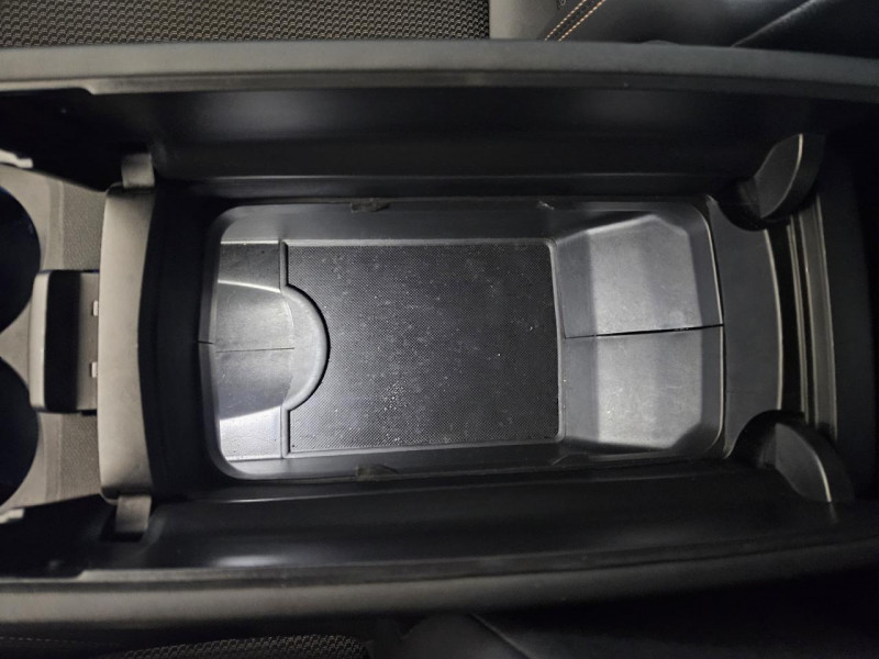 Photo 39 de l'offre de PEUGEOT 5008  1.5 BlueHDi 130 EAT8 GT à 21990€ chez MKP Distribution