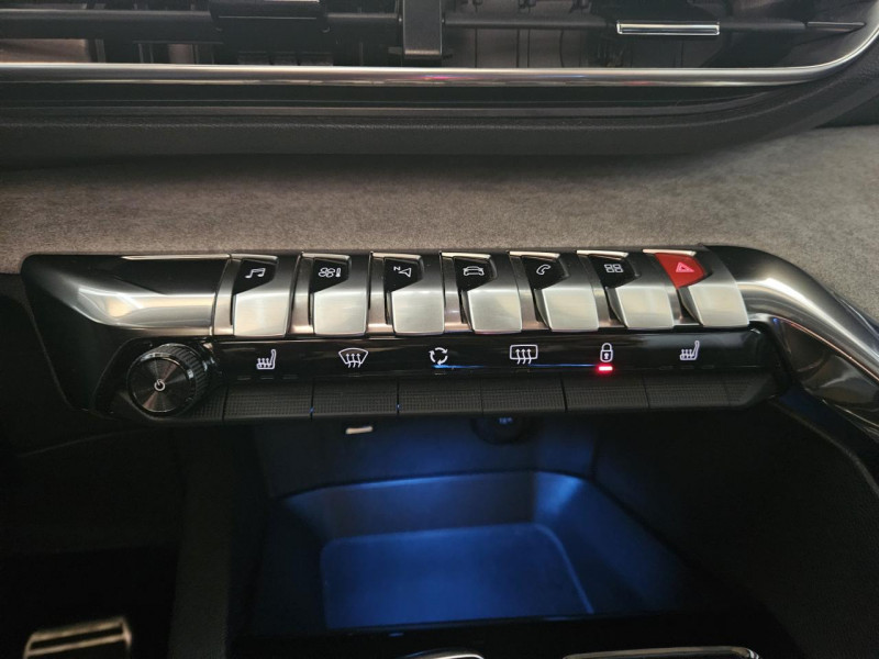 Photo 35 de l'offre de PEUGEOT 5008  1.5 BlueHDi 130 EAT8 GT à 21990€ chez MKP Distribution