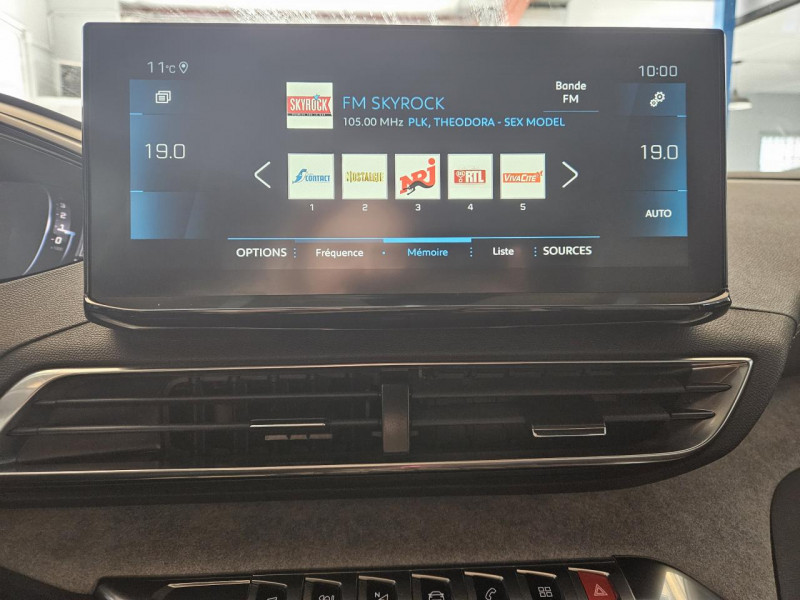 Photo 28 de l'offre de PEUGEOT 5008  1.5 BlueHDi 130 EAT8 GT à 21990€ chez MKP Distribution