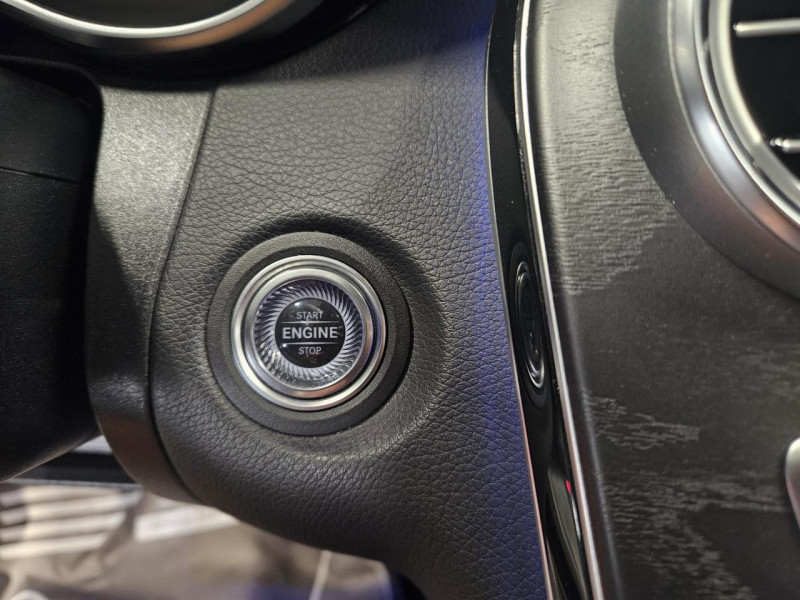 Photo 27 de l'offre de MERCEDES-BENZ CLASSE C BREAK 300 de 317 9G-Tronic AMG Line à 29990€ chez MKP Distribution