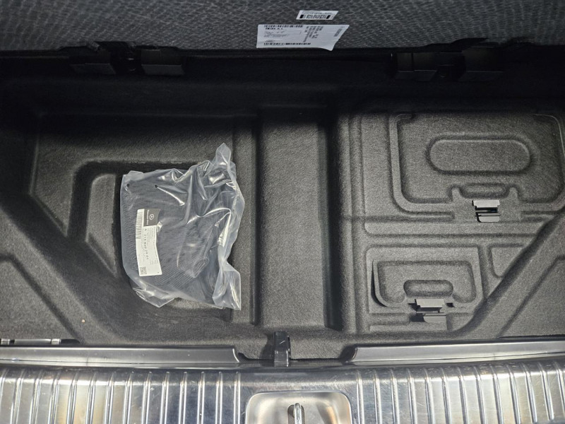 Photo 11 de l'offre de MERCEDES-BENZ CLASSE C BREAK 300 de 317 9G-Tronic AMG Line à 29990€ chez MKP Distribution