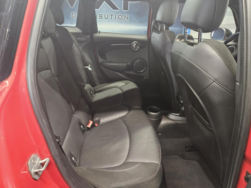 Photo 16 de l'offre de MINI HATCH 5 PORTES F55 Cooper S 2.0 192 Pack Red Hot Chili BVM6 à 16490€ chez MKP Distribution
