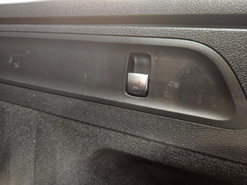 Photo 41 de l'offre de MERCEDES-BENZ GLC 220 d 170 9G-TRONIC 4Matic Executive à 24990€ chez MKP Distribution