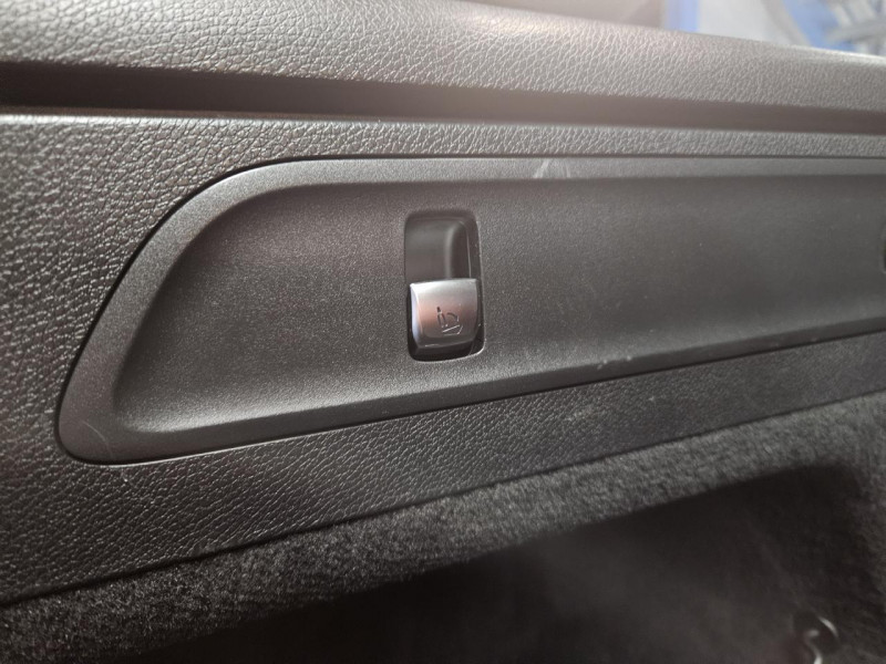 Photo 40 de l'offre de MERCEDES-BENZ GLC 220 d 170 9G-TRONIC 4Matic Executive à 24990€ chez MKP Distribution