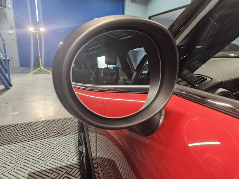 Photo 45 de l'offre de MINI HATCH 5 PORTES F55 Cooper S 2.0 192 Pack Red Hot Chili BVM6 à 16490€ chez MKP Distribution