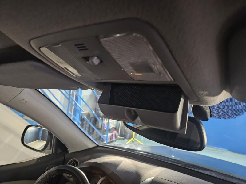 Photo 36 de l'offre de TOYOTA RAV4 2.2 D-4D 150 4WD Lounge BVM à 13990€ chez MKP Distribution