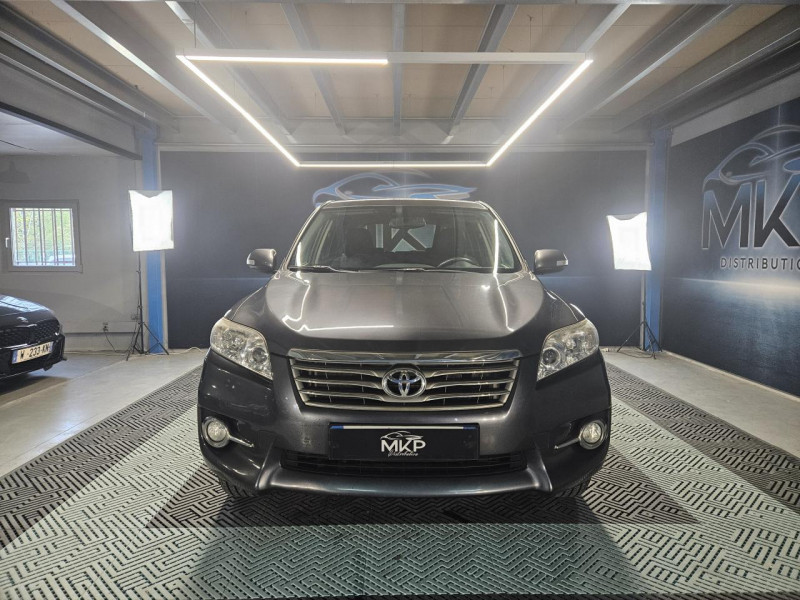 Photo 7 de l'offre de TOYOTA RAV4 2.2 D-4D 150 4WD Lounge BVM à 13990€ chez MKP Distribution