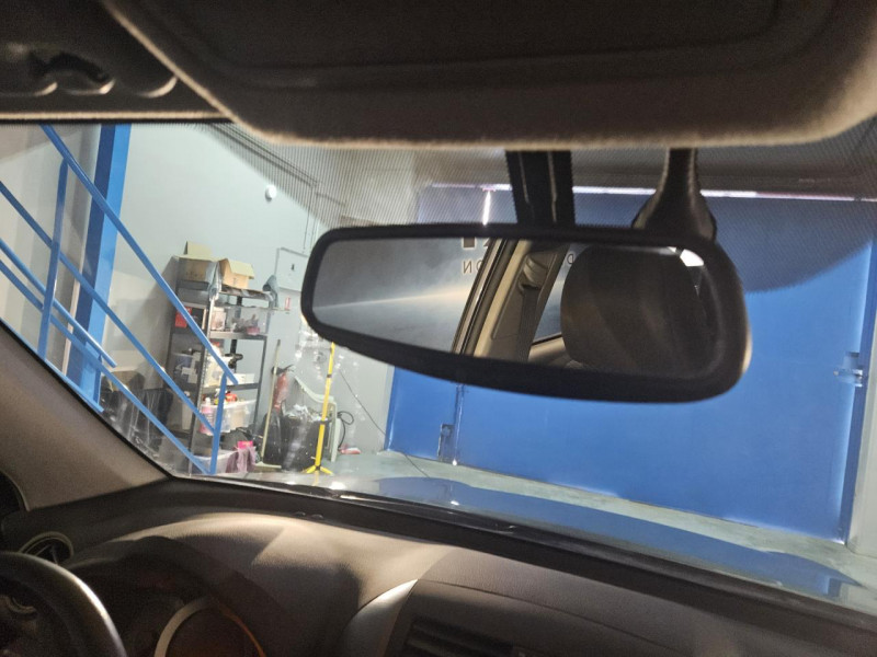 Photo 35 de l'offre de TOYOTA RAV4 2.2 D-4D 150 4WD Lounge BVM à 13990€ chez MKP Distribution