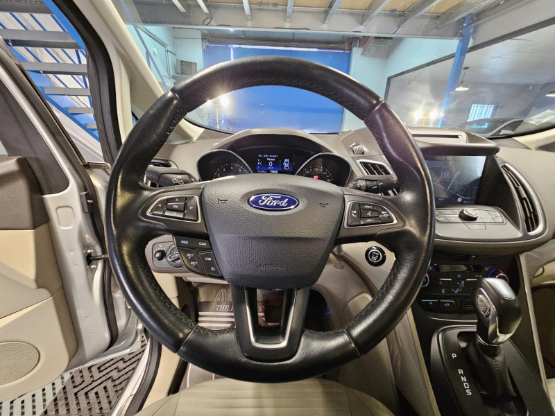 Photo 18 de l'offre de FORD C-MAX  1.5 EcoBoost 150 BVA Titanium à 12990€ chez MKP Distribution