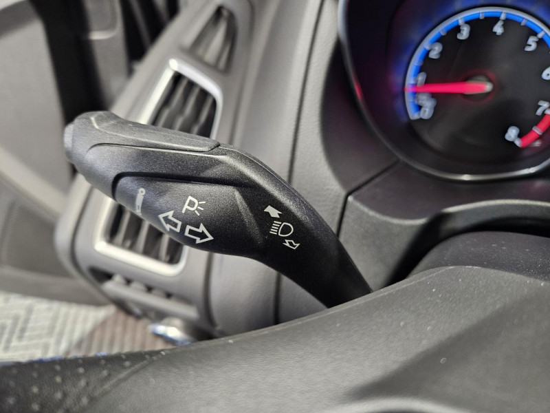 Photo 23 de l'offre de FORD FOCUS 2.3 EcoBoost 350 RS BVM à 32990€ chez MKP Distribution