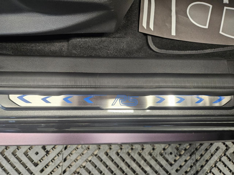 Photo 46 de l'offre de FORD FOCUS 2.3 EcoBoost 350 RS BVM à 32990€ chez MKP Distribution