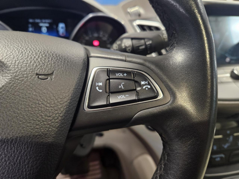 Photo 20 de l'offre de FORD C-MAX  1.5 EcoBoost 150 BVA Titanium à 12990€ chez MKP Distribution