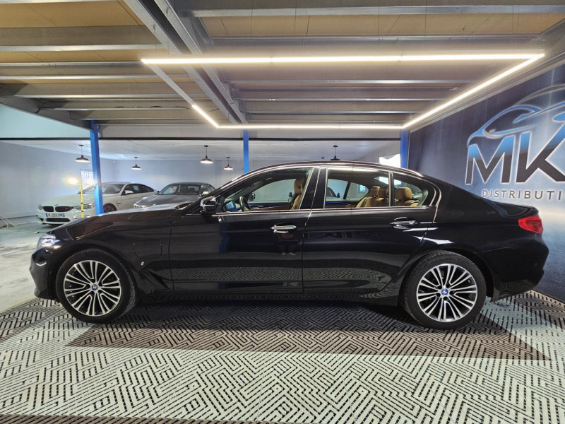 Photo 2 de l'offre de BMW SERIE 5  2.0 530e iPerformance 252 BVA8 G30 Sport à 24490€ chez MKP Distribution