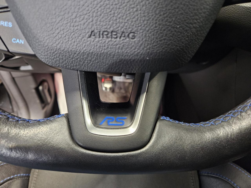 Photo 20 de l'offre de FORD FOCUS 2.3 EcoBoost 350 RS BVM à 32990€ chez MKP Distribution