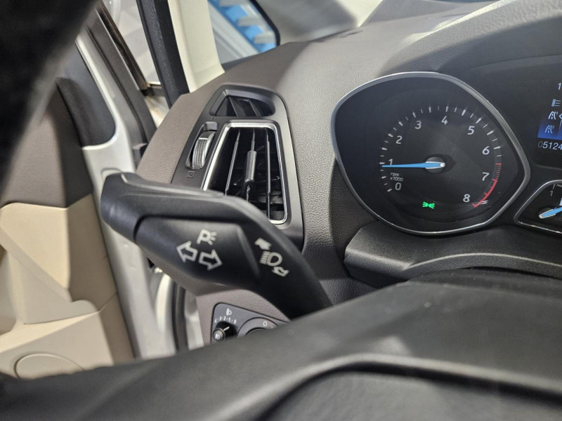 Photo 21 de l'offre de FORD C-MAX  1.5 EcoBoost 150 BVA Titanium à 12990€ chez MKP Distribution