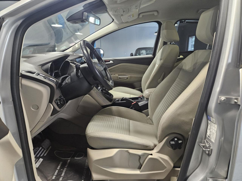 Photo 13 de l'offre de FORD C-MAX  1.5 EcoBoost 150 BVA Titanium à 12990€ chez MKP Distribution