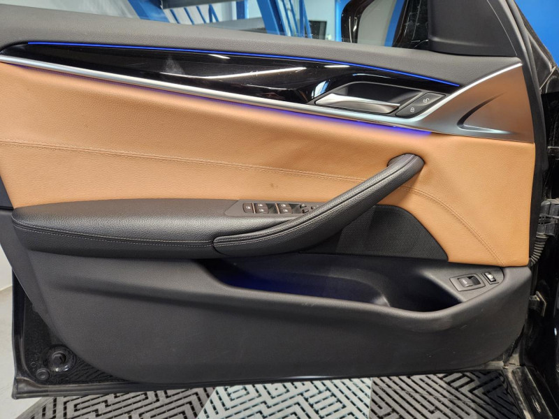 Photo 50 de l'offre de BMW SERIE 5  2.0 530e iPerformance 252 BVA8 G30 Sport à 24490€ chez MKP Distribution