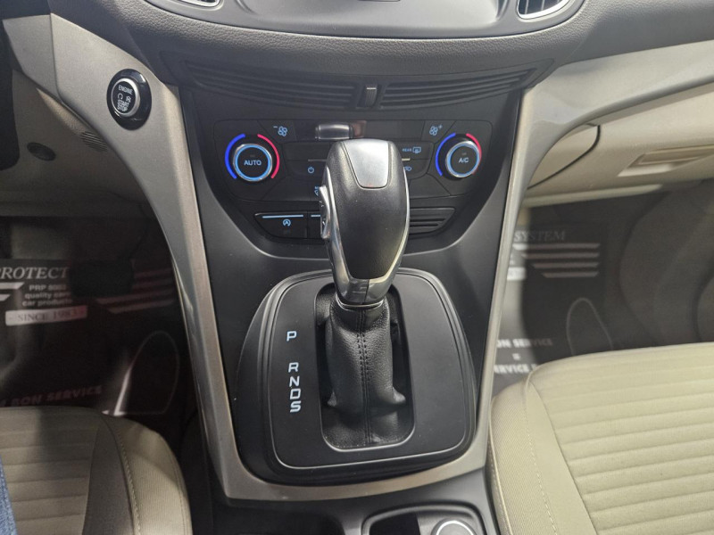 Photo 31 de l'offre de FORD C-MAX  1.5 EcoBoost 150 BVA Titanium à 12990€ chez MKP Distribution