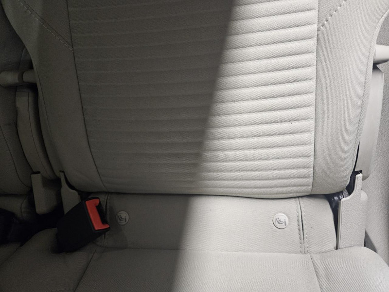 Photo 36 de l'offre de FORD C-MAX  1.5 EcoBoost 150 BVA Titanium à 12990€ chez MKP Distribution