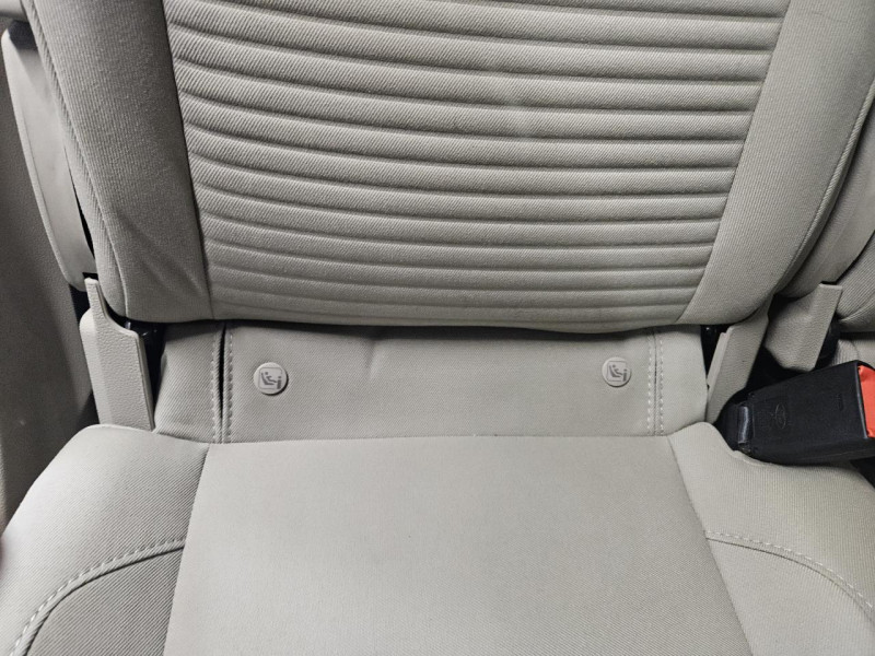 Photo 37 de l'offre de FORD C-MAX  1.5 EcoBoost 150 BVA Titanium à 12990€ chez MKP Distribution