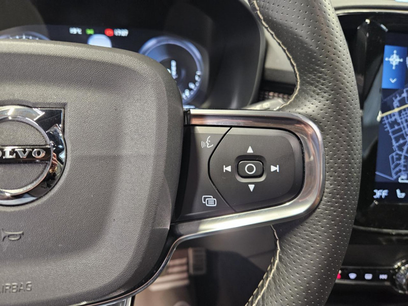 Photo 20 de l'offre de VOLVO XC40  1.5 T5 262 DCT7 R-Design à 27990€ chez MKP Distribution