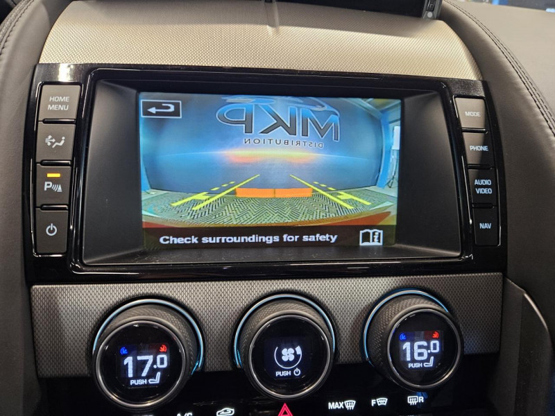 Photo 24 de l'offre de JAGUAR F-Type Coupe 3.0 V6 340 BVA8 à 36990€ chez MKP Distribution