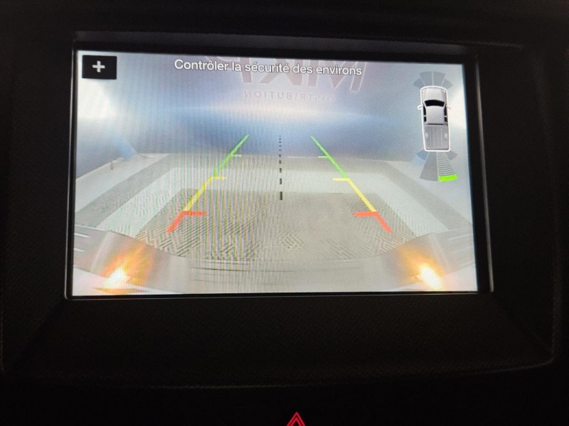 Photo 27 de l'offre de FORD RANGER DOUBLE CABINE 3.2 TDCi 200 4X4 BVA6 WILDTRAK à 33990€ chez MKP Distribution