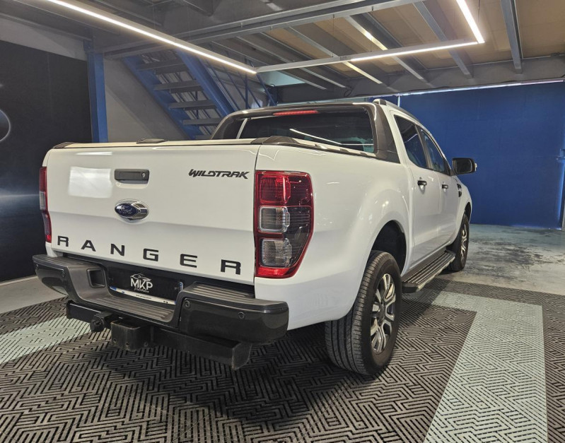 Photo 6 de l'offre de FORD RANGER DOUBLE CABINE 3.2 TDCi 200 4X4 BVA6 WILDTRAK à 33990€ chez MKP Distribution