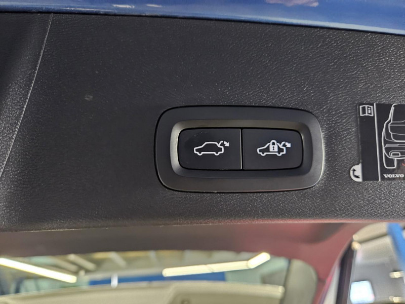 Photo 47 de l'offre de VOLVO XC40  1.5 T5 262 DCT7 R-Design à 27990€ chez MKP Distribution