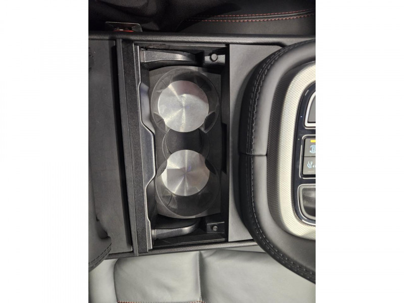 Photo 30 de l'offre de JAGUAR F-Type Coupe 3.0 V6 340 BVA8 à 36990€ chez MKP Distribution