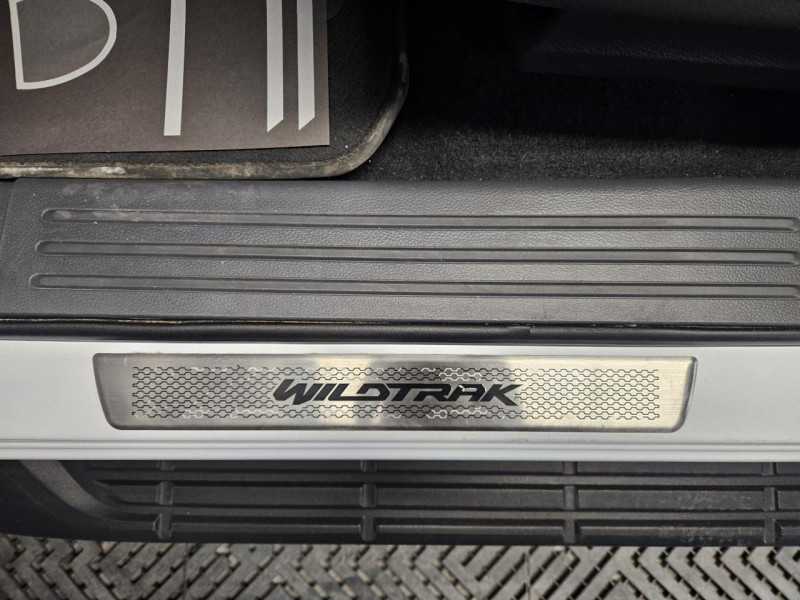 Photo 47 de l'offre de FORD RANGER DOUBLE CABINE 3.2 TDCi 200 4X4 BVA6 WILDTRAK à 33990€ chez MKP Distribution