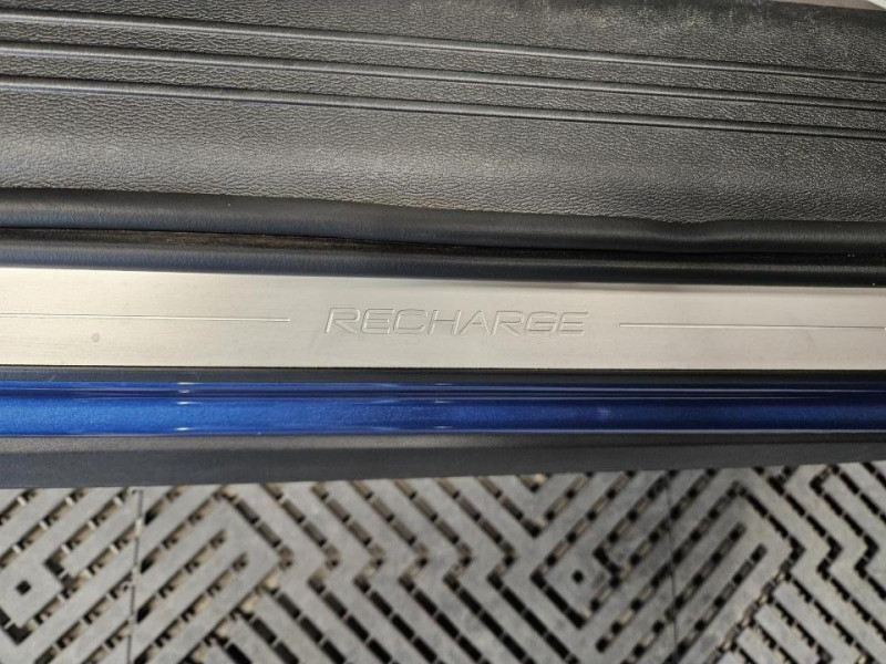 Photo 50 de l'offre de VOLVO XC40  1.5 T5 262 DCT7 R-Design à 27990€ chez MKP Distribution