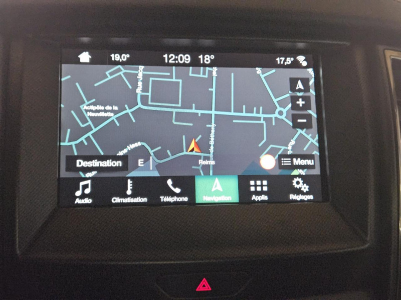 Photo 26 de l'offre de FORD RANGER DOUBLE CABINE 3.2 TDCi 200 4X4 BVA6 WILDTRAK à 33990€ chez MKP Distribution