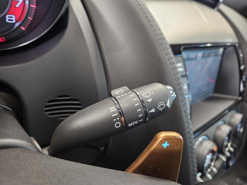 Photo 20 de l'offre de JAGUAR F-Type Coupe 3.0 V6 340 BVA8 à 36990€ chez MKP Distribution