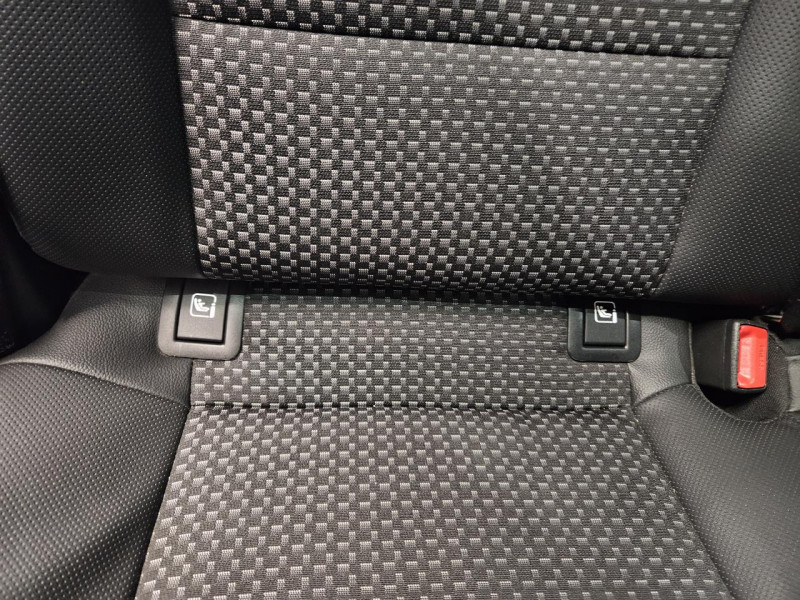 Photo 40 de l'offre de KIA XCEED 1.6 CRDi 136 DCT Design à 14990€ chez MKP Distribution