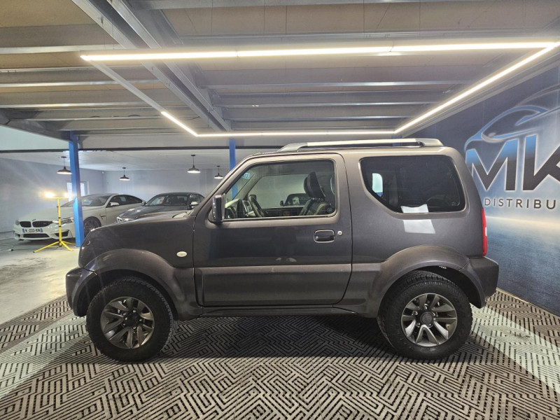 Photo 2 de l'offre de SUZUKI JIMNY  1.3 VVT 85 BVM5 JLX à 14990€ chez MKP Distribution