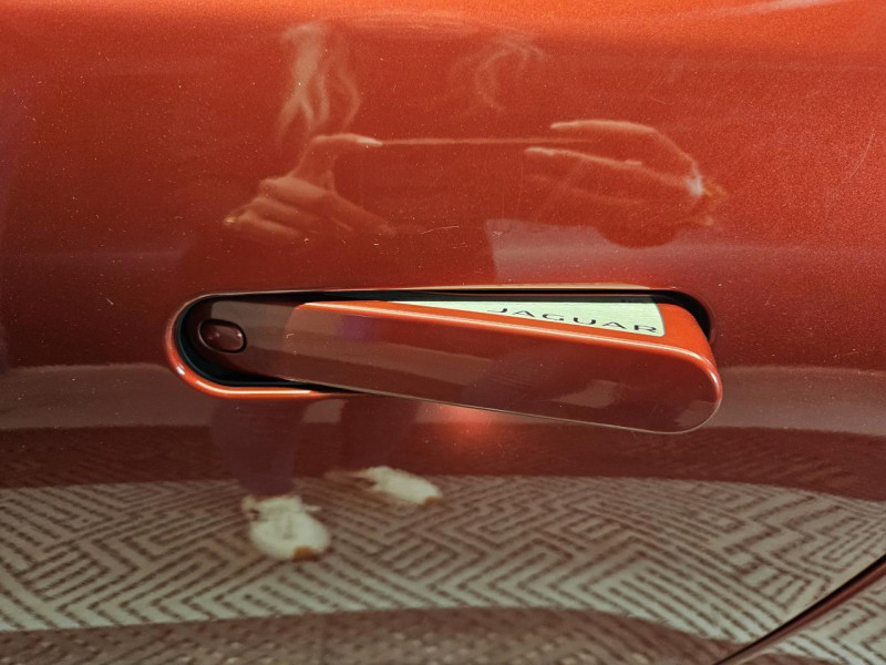 Photo 41 de l'offre de JAGUAR F-Type Coupe 3.0 V6 340 BVA8 à 36990€ chez MKP Distribution