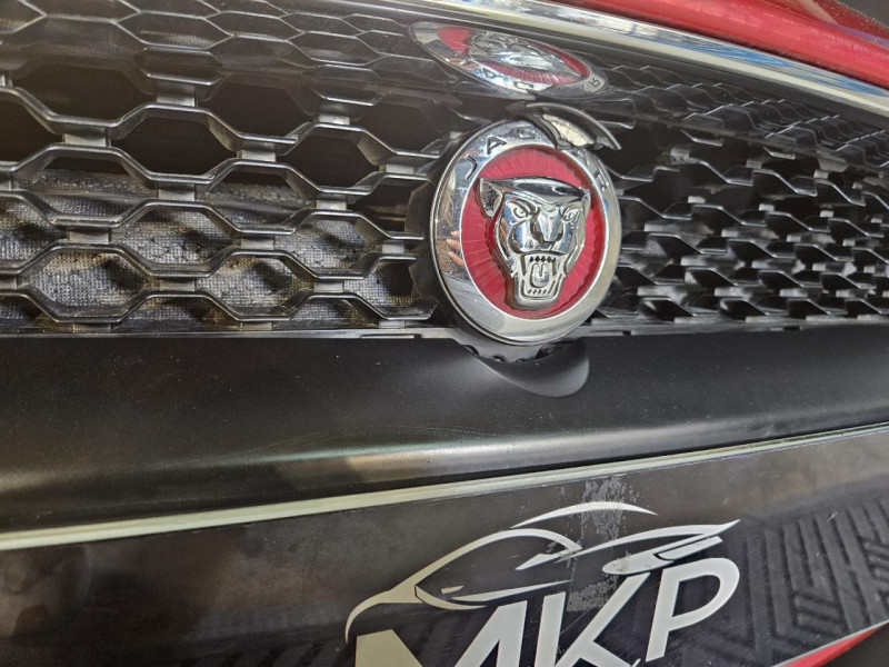 Photo 36 de l'offre de JAGUAR F-Type Coupe 3.0 V6 340 BVA8 à 36990€ chez MKP Distribution