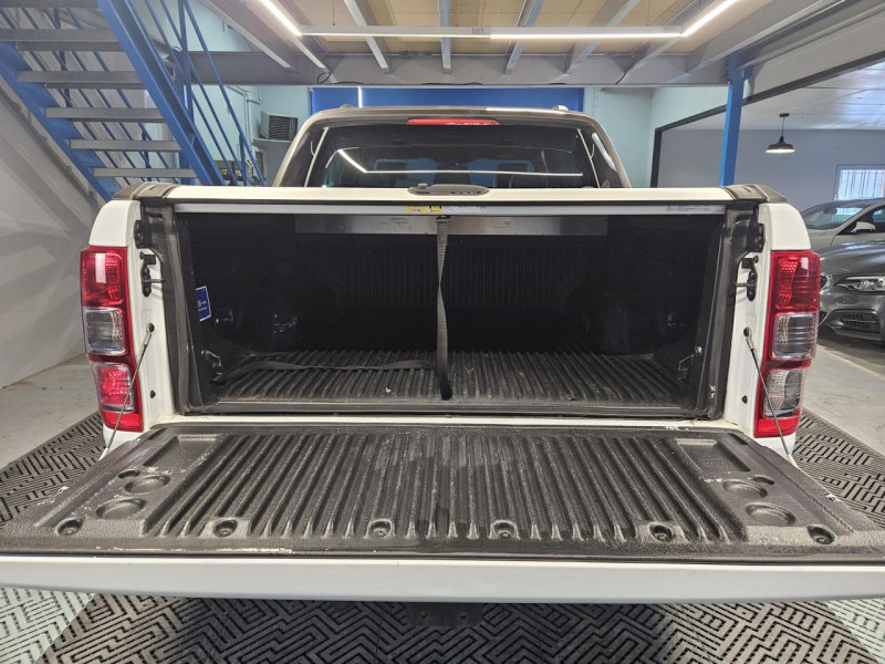 Photo 9 de l'offre de FORD RANGER DOUBLE CABINE 3.2 TDCi 200 4X4 BVA6 WILDTRAK à 33990€ chez MKP Distribution