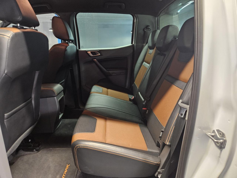 Photo 15 de l'offre de FORD RANGER DOUBLE CABINE 3.2 TDCi 200 4X4 BVA6 WILDTRAK à 33990€ chez MKP Distribution
