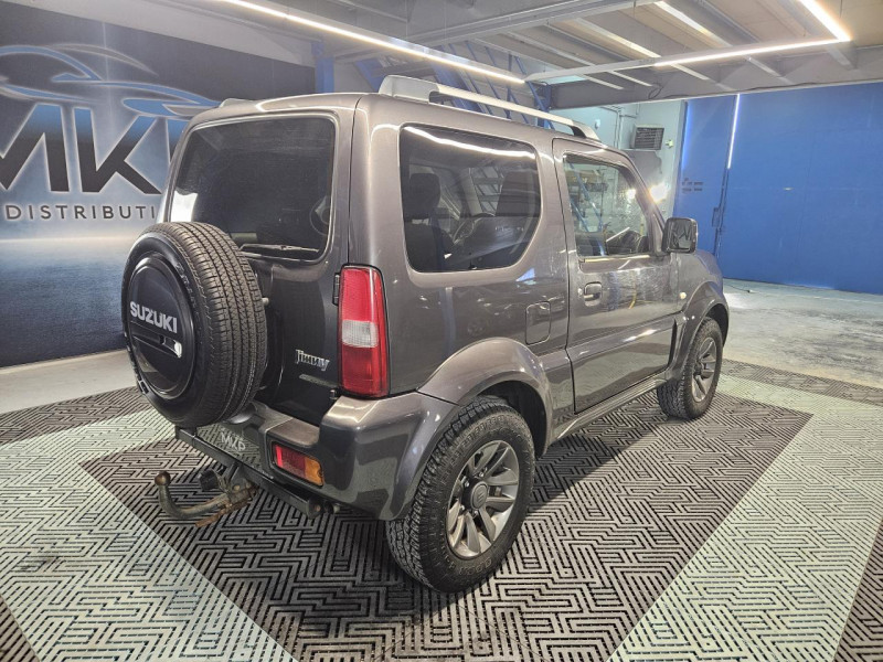 Photo 6 de l'offre de SUZUKI JIMNY  1.3 VVT 85 BVM5 JLX à 14990€ chez MKP Distribution