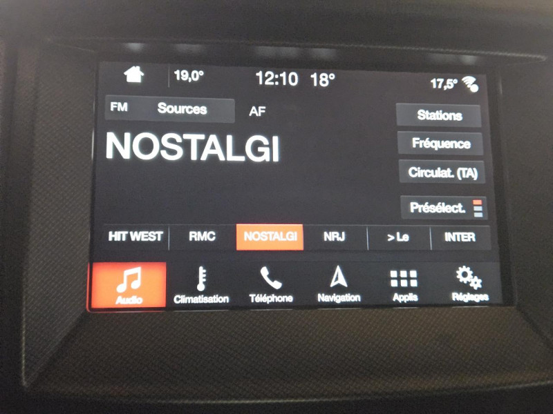 Photo 28 de l'offre de FORD RANGER DOUBLE CABINE 3.2 TDCi 200 4X4 BVA6 WILDTRAK à 33990€ chez MKP Distribution